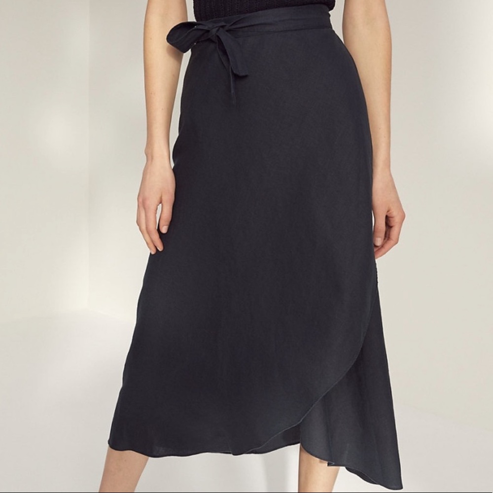 Aritizia Wilfred Eleta Skirt Black Midi True Wrap Size M